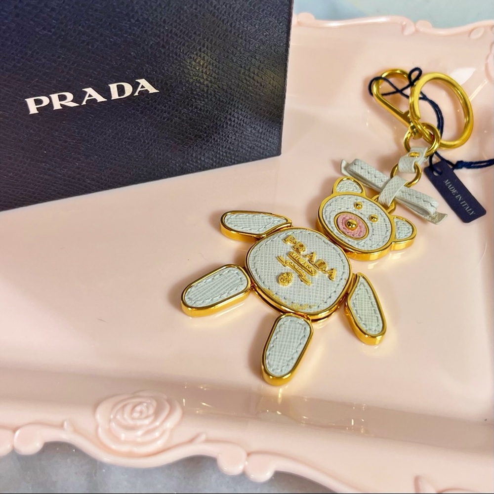 |SOLD| Prada Rare Saffiano Leather White & Pink Bear Trick Bag Charm - Picture 2 of 11